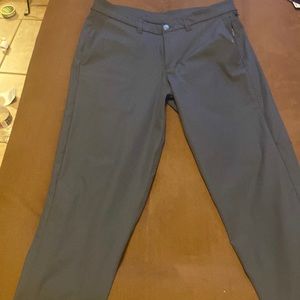 Mens 31 waist ABC lululemon slim fit pants only worn twice.